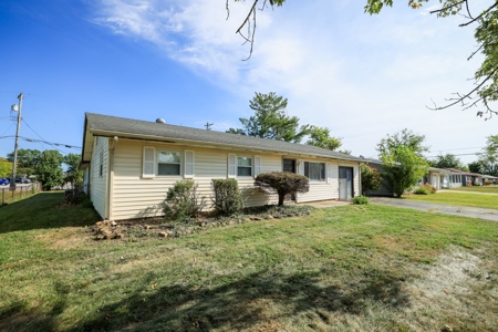 Bloomington, IN Estate Auction – Highland Village Investment - image 2
