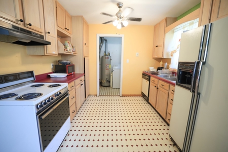 Bloomington, IN Estate Auction – Highland Village Investment - image 4