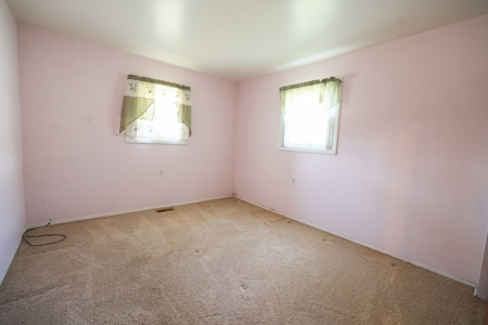 Bloomington, IN Estate Auction – Highland Village Investment - image 10