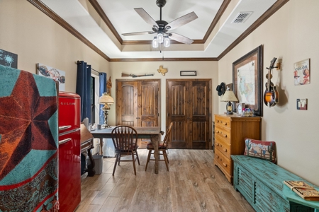 Beautiful 2015 Custom-Built Ranch on 10.72 Acres in Live Oak - image 30