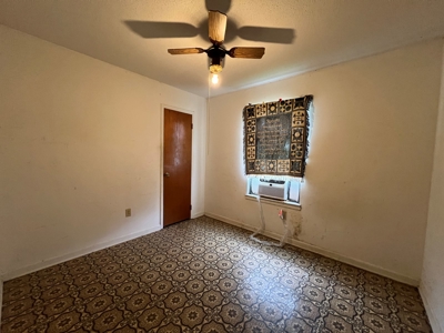Brick Home for Sale Esto Florida - Handyman Special - image 7