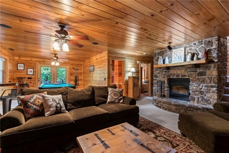 Log Cabin For Sale - image 7