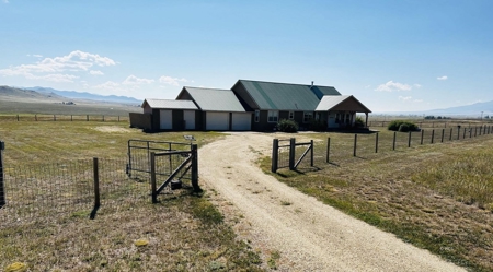 Discover Your Dream Ranch-Style Home in Westcliffe, Colorado - image 19