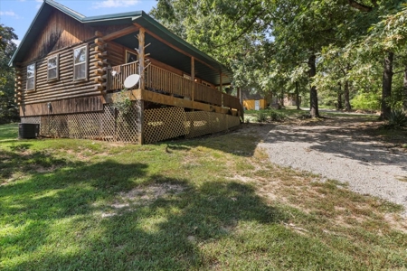 Turnkey Income Producing Property - 3 Cabins in Alton, MO - image 7