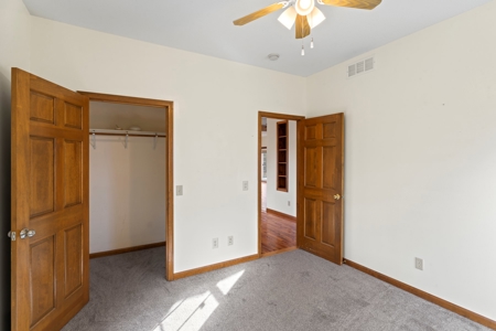 Cameron Country Home & Acreage - Easy Access To I-35 - image 24