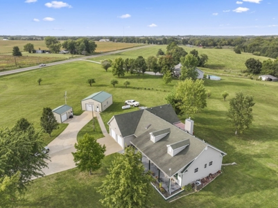 Cameron Country Home & Acreage - Easy Access To I-35 - image 5
