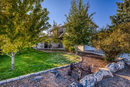 Colorado Country Home for Sale with Acres - Deanna Mautz - image 2