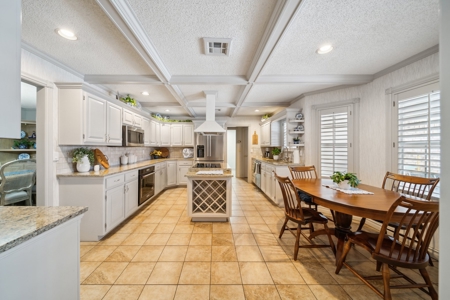 Pryor, OK Home in Town For Sale - image 14