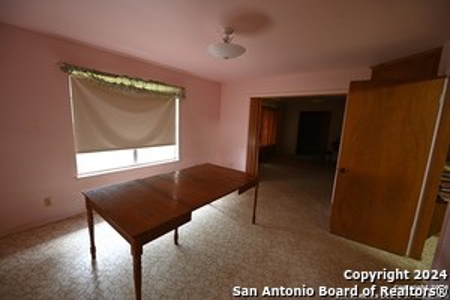 Investment Property For Sale in Floresville, Texas - image 6