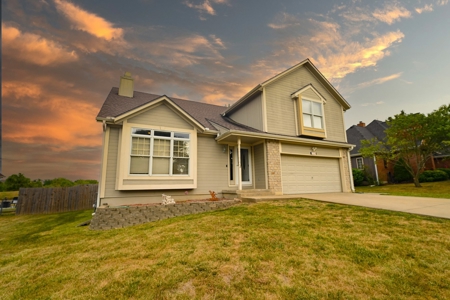 Home for Sale Harrisonville, MO - image 38