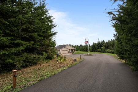 10-Acre Mountain Retreat, For Sale in Kalama WA - image 8