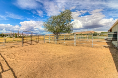 Horse Property for Sale in Yakima, WA | 9+ Acres - image 3