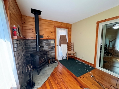 Charming Country Home - image 15