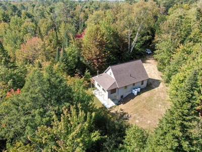 Charming Country Home - image 3