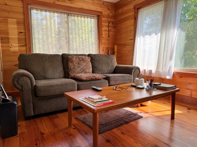 Charming Country Home - image 14