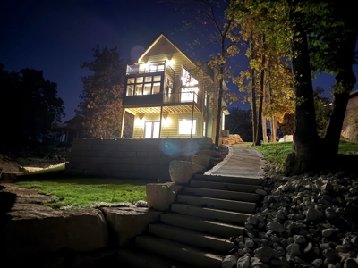 Custom-Built Lakefront Home for Sale by Owners-Move-In Ready - image 47