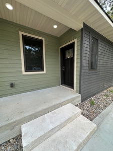 Custom-Built Lakefront Home for Sale by Owners-Move-In Ready - image 27