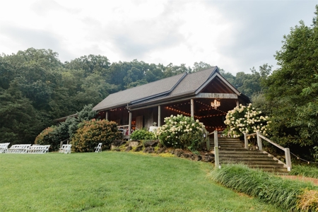 Chaumette Vineyard & Winery in Ste. Genevieve Missouri - image 26