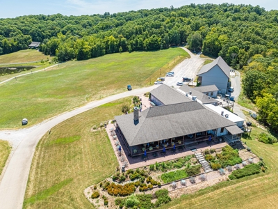 Chaumette Vineyard & Winery in Ste. Genevieve Missouri - image 2
