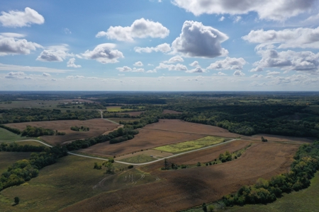 Combination Farm in Missouri - image 10