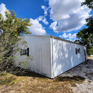 Beautiful Country Home for Sale Near Huntsville, MO - image 17