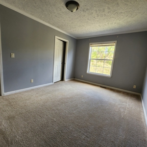 Beautiful Country Home for Sale Near Huntsville, MO - image 20