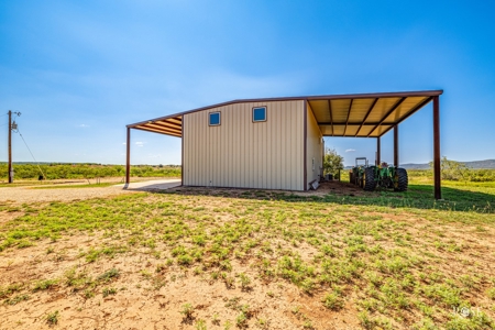 Tennyson Gentleman's Hunting and Livestock Ranch near San An - image 9