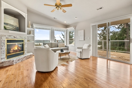 Stunning Columbia River Views with Multifamily Potential! - image 19