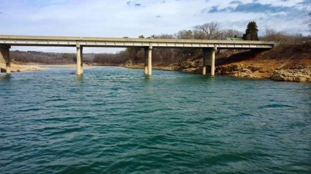 Missouri Ozarks Hunting Retreat Near North Fork River - image 10