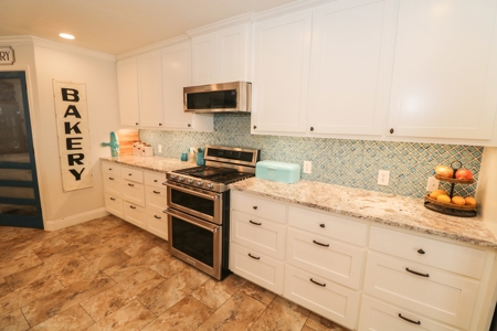 Beautiful Country Home In Lamb County - image 9