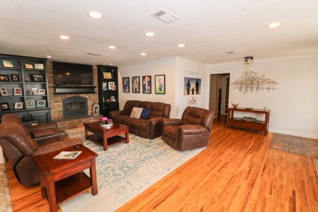 Beautiful Country Home In Lamb County - image 3