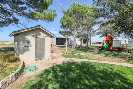 Beautiful Country Home In Lamb County - image 34