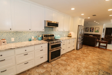 Beautiful Country Home In Lamb County - image 11