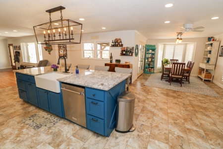 Beautiful Country Home In Lamb County - image 10