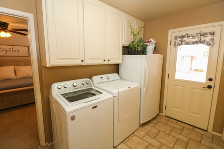 Beautiful Country Home In Lamb County - image 26