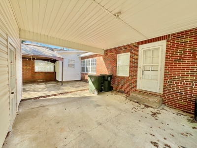 Brick Home for Sale in Town - Hartford Alabama - image 7