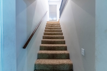 Country Home in West Plains Missouri - image 31