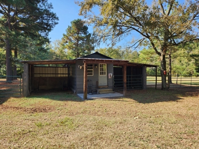Country Home Surrounded by Ouachita National Forest - image 38