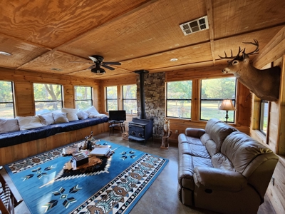 Country Home Surrounded by Ouachita National Forest - image 16