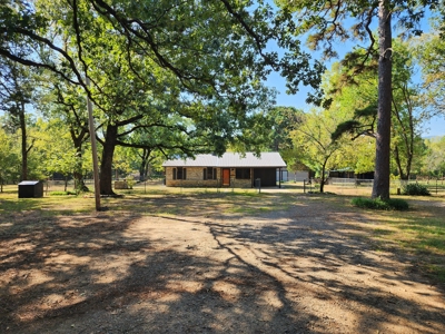 Country Home Surrounded by Ouachita National Forest - image 1