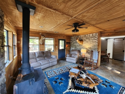 Country Home Surrounded by Ouachita National Forest - image 17