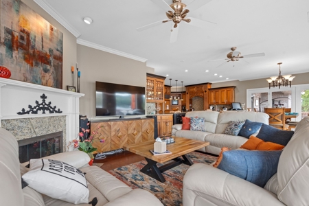 Lake Hamilton Waterfront Home - image 6