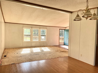 Fix it, Flip it or Make it Yours - 1999 Doublewide on 1 Acre - image 23