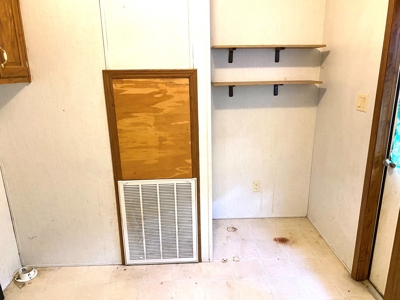 Fix it, Flip it or Make it Yours - 1999 Doublewide on 1 Acre - image 29