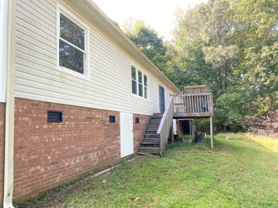 Fix it, Flip it or Make it Yours - 1999 Doublewide on 1 Acre - image 33