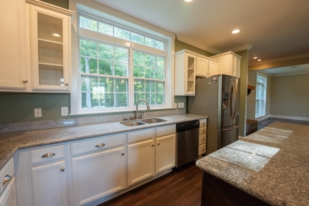 Home and Farm for Sale in Floyd VA - image 2