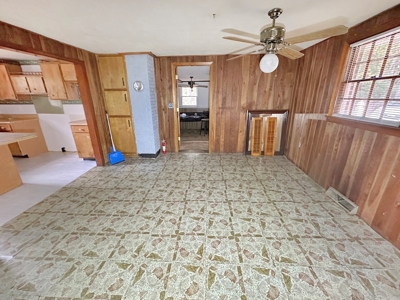 Fixer Upper for Sale in Galax VA - image 6