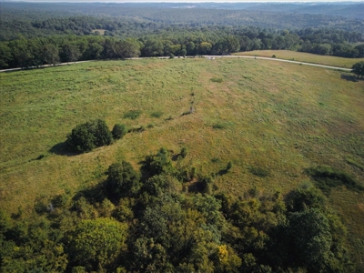 Missouri Ozarks 225 Acre Cattle Ranch with Hay Grounds - image 24