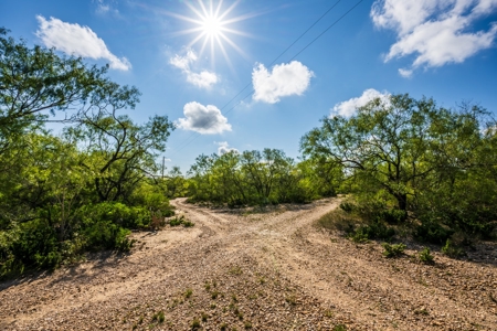 389 Acres in Hondo, TX – Medina County - image 9
