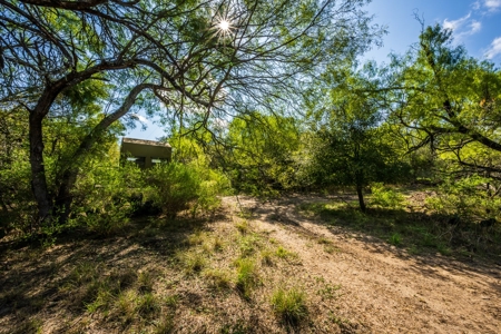 389 Acres in Hondo, TX – Medina County - image 11